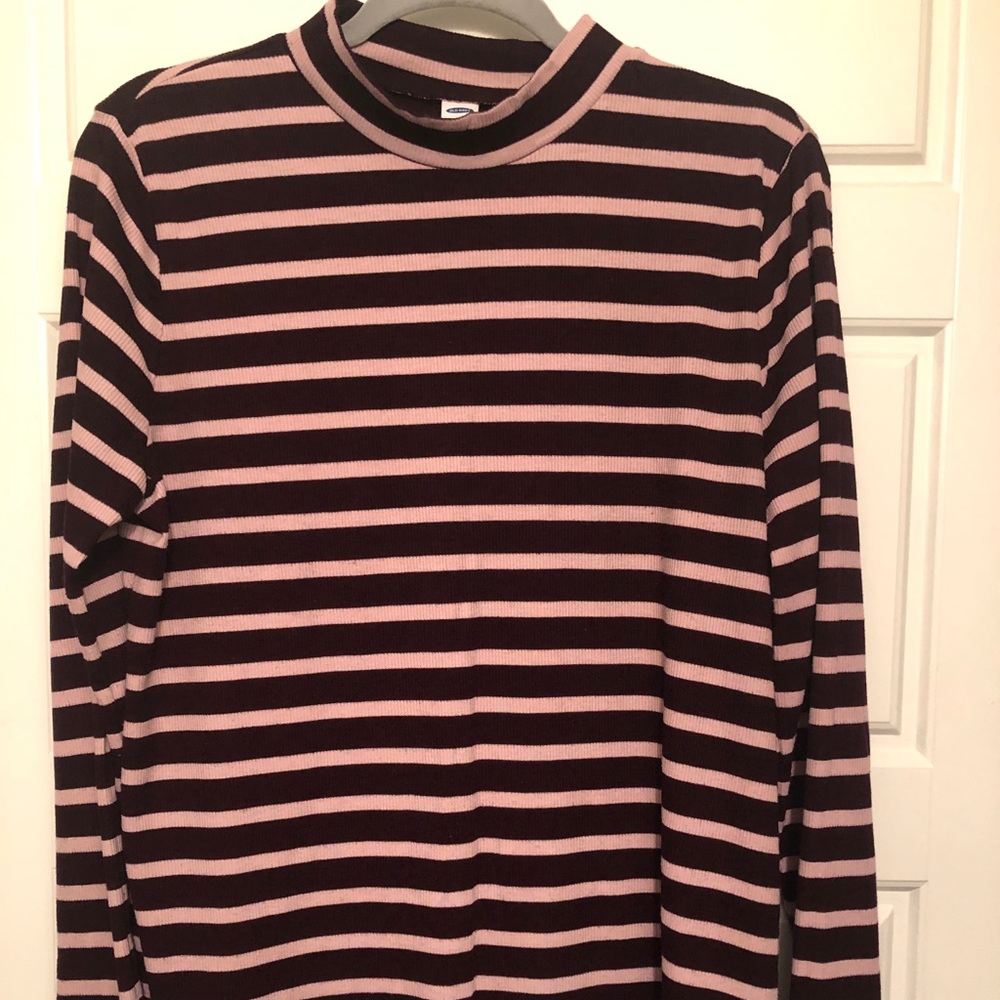 Old navy long sleeve top